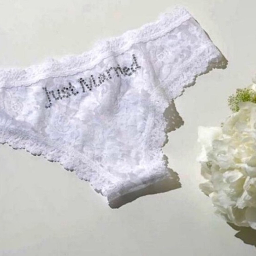 Hanky Panky Bridal ‘JUST MARRIED’ Hipster Underwear w/ Swarovski Crystals.